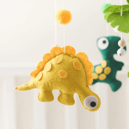 Móbile para Berço Dinossauro - Decoração de Quarto Menino Madeira | Bebê Colorido