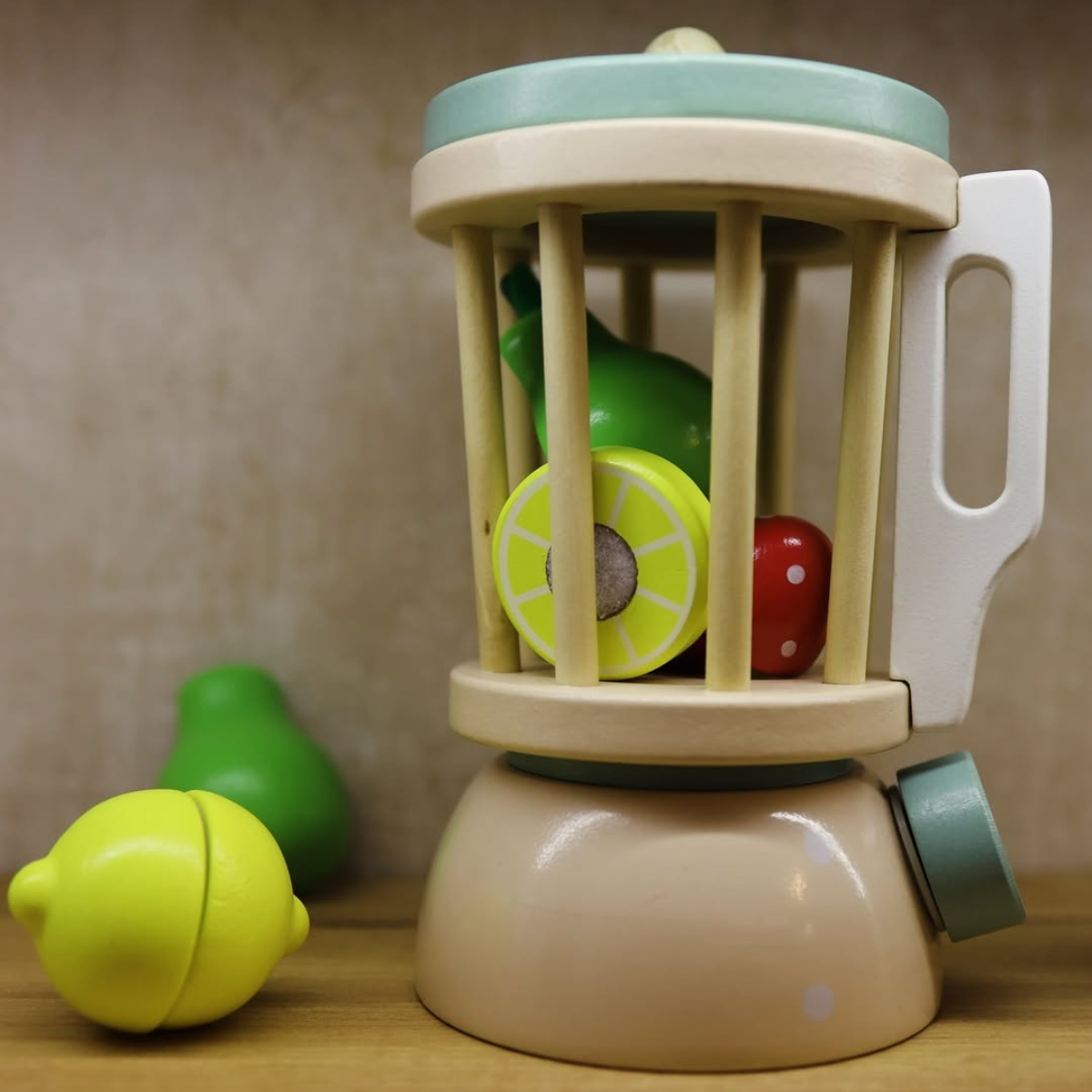 Brinquedo Mini Cozinha Infantil - Liquidificador de Madeira Verde