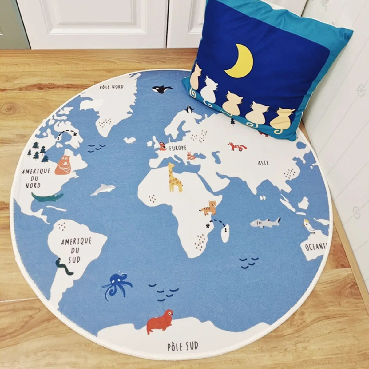 tapete mapa mundi azul